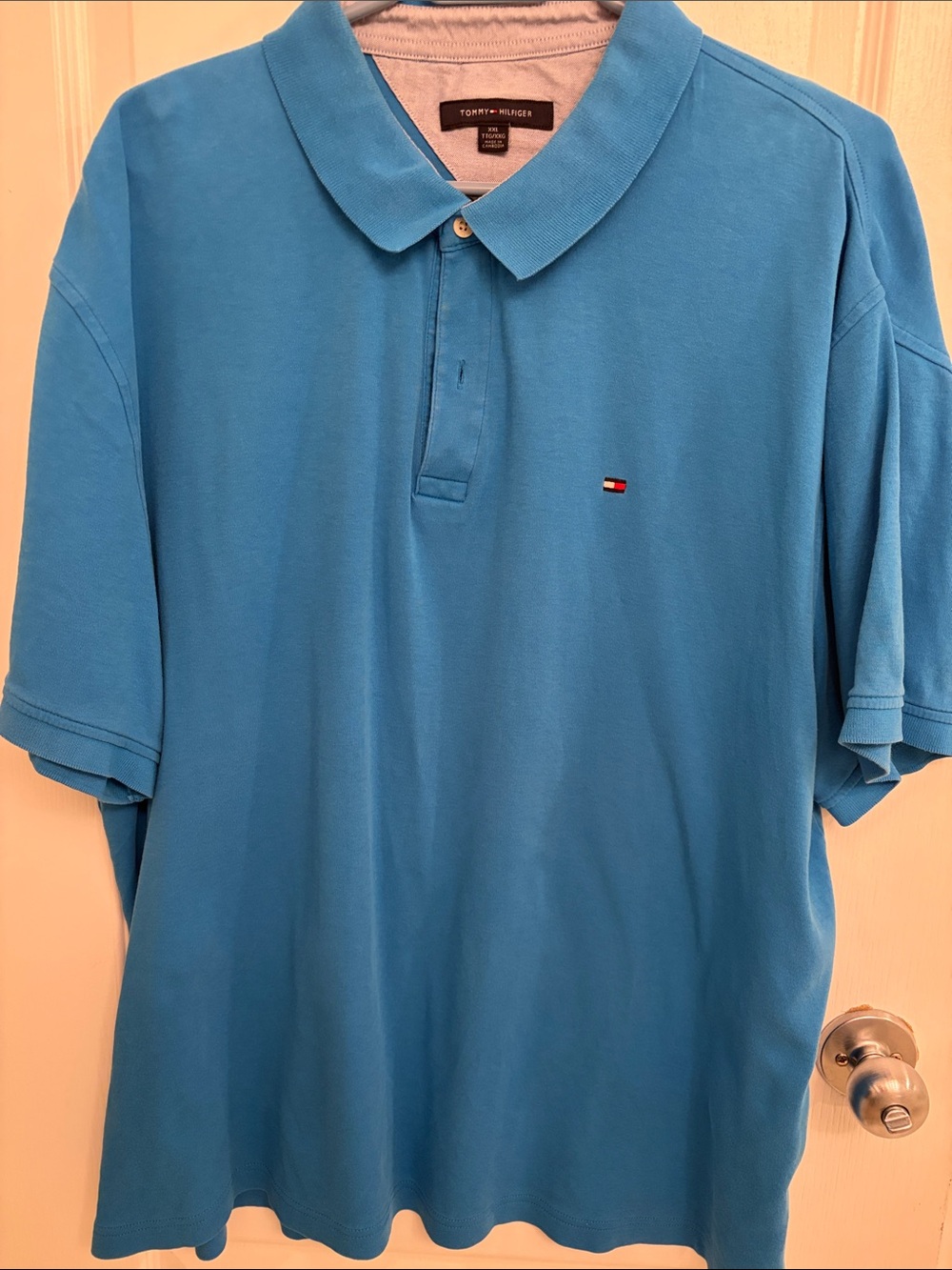Tommy Hilfiger Men’s Sky Blue Polo Shirt with Chest Flag Logo